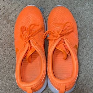 orange roshes
